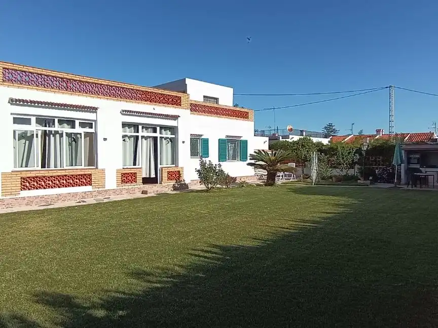 Xalet amb jardí en venda a Calle Costa Norte 7