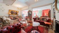 Living room of Single-family semi-detached for sale in  Madrid Capital  with Private garden