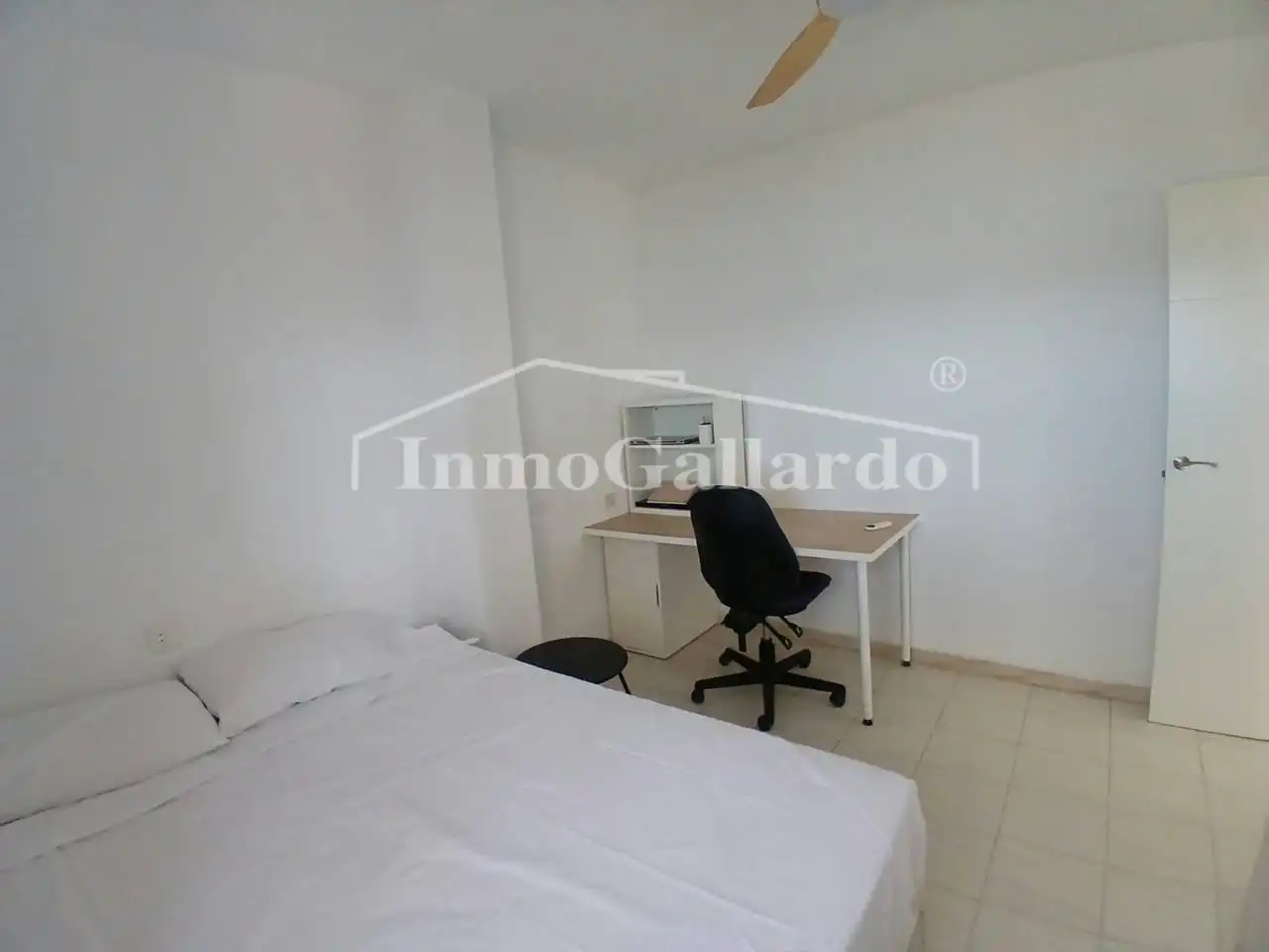 Bedroom of Flat for rent in Málaga  with Terrace and Furnished