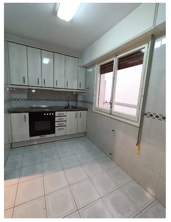 Cocina de Piso en venta en Zaragoza con Calefacción, Terraza y Trastero