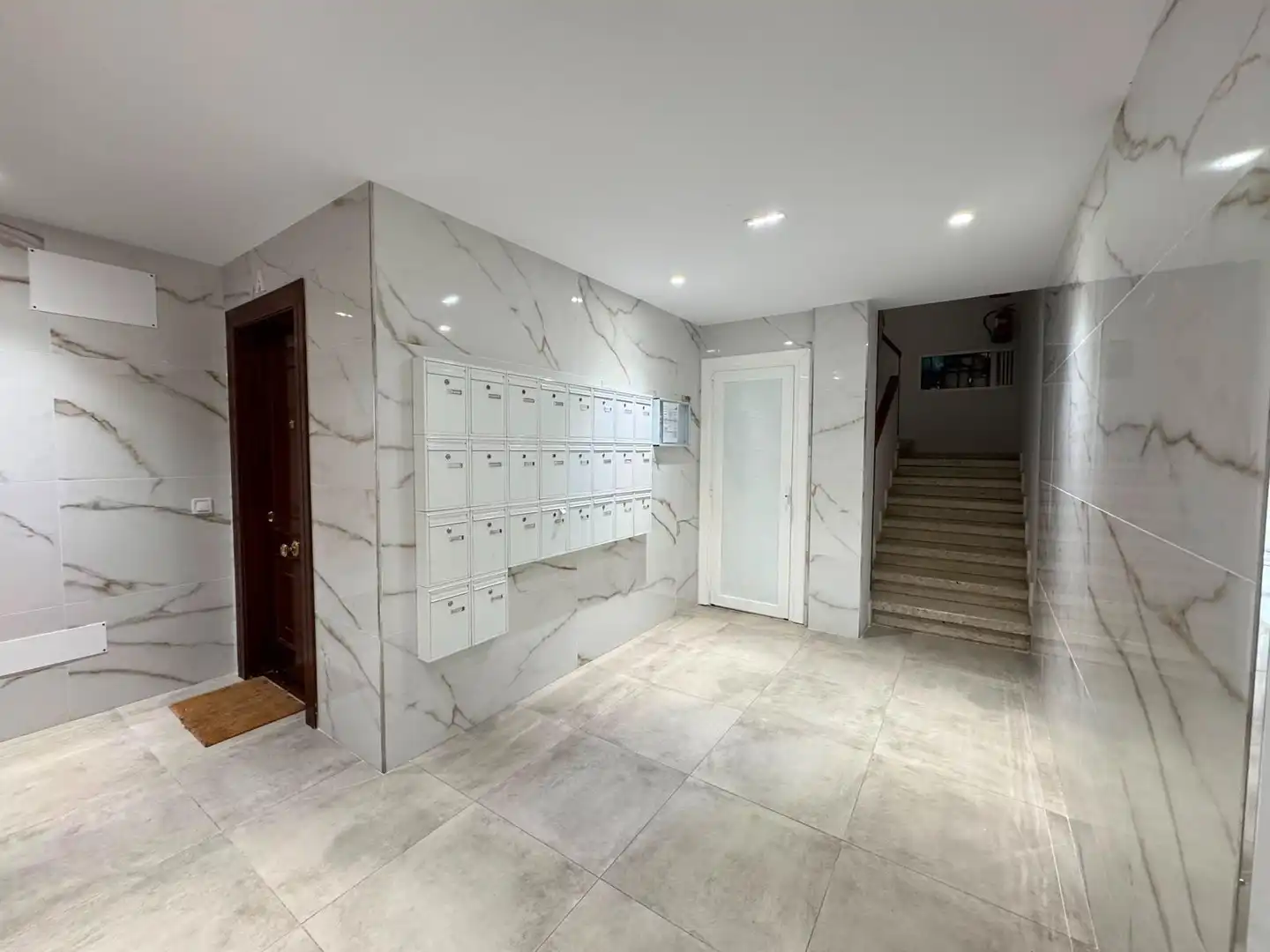 Piso en venta en Oviedo  con Calefacción, Terraza y Trastero
