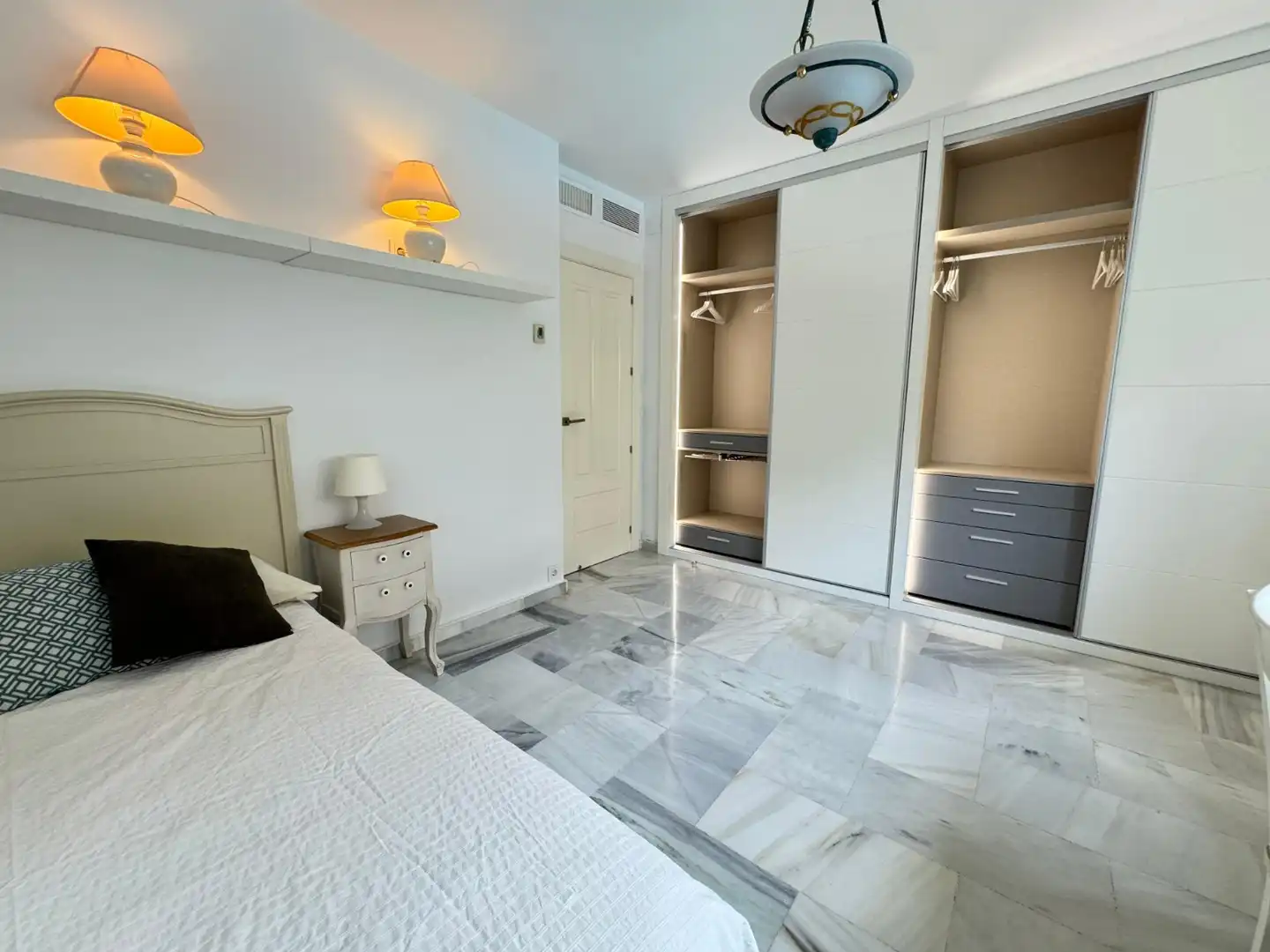 Appartamento con piscina in affitto a Este, imagen 22