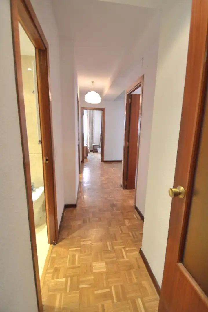 Flat for sale in Madrid  with Air Conditioner, Heating and Parquet flooring