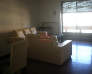 Living room of Flat to rent in Salamanca Capital  with Heating, Parquet flooring and Swimming Pool