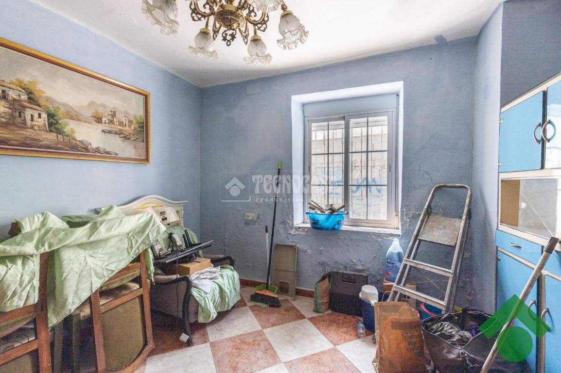 Dormitori de Casa adosada en venda en Alfacar amb Terrassa i Balcó