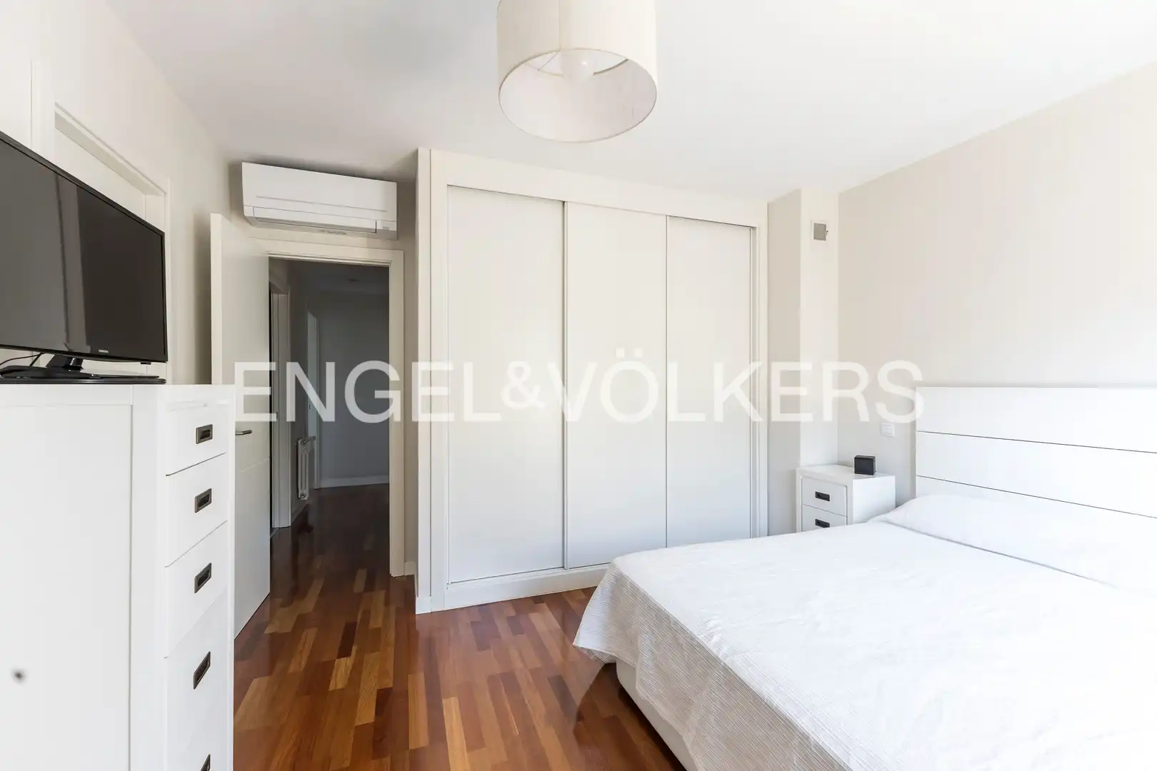 Habitación de Casa o chalet en venta en San Agustín del Guadalix con Aire acondicionado, Calefacción y Jardín privado