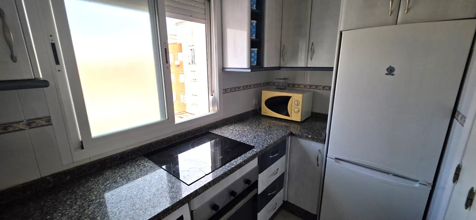 Cocina de Piso de alquiler en Badajoz con Aire acondicionado, Calefacción y Amueblado