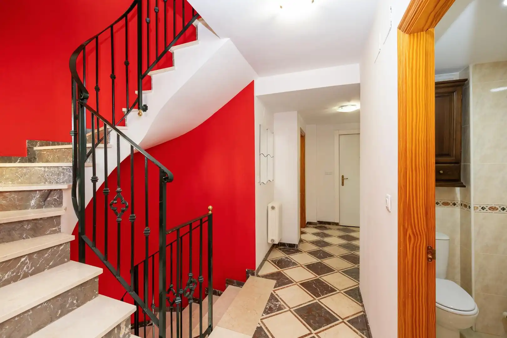 Houses for sale in Gójar  with Air Conditioner, Heating and Private garden