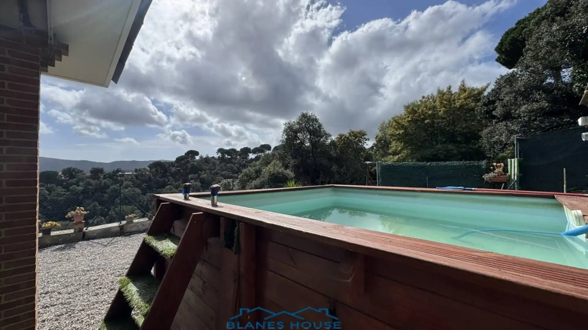 Piscina de Casa o chalet en venta en Tordera con Aire acondicionado, Calefacción y Jardín privado