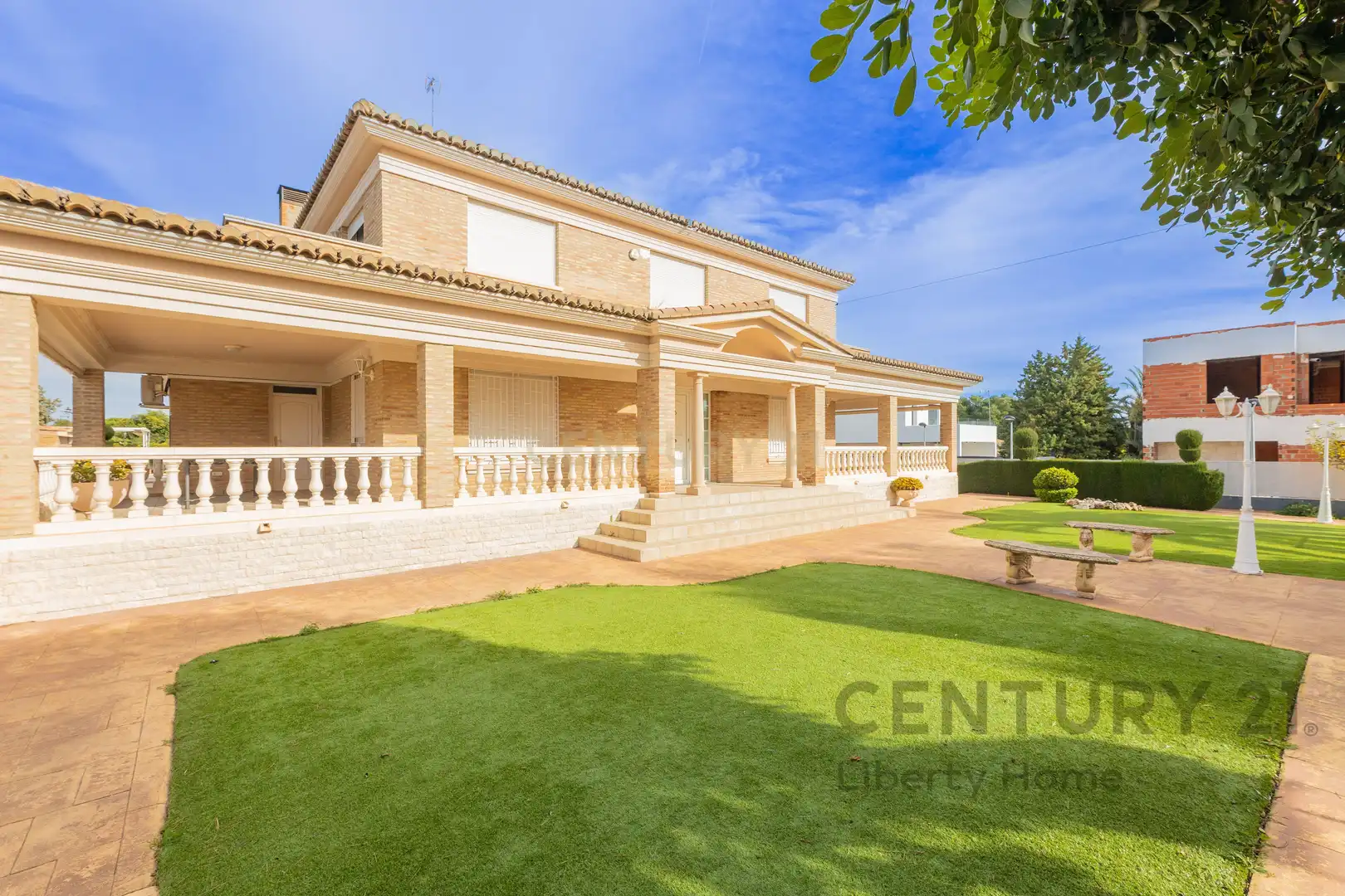 Detached house with pool for sale in Carrer Bernat i Baldoví, Torrent, Spain, imagen 6