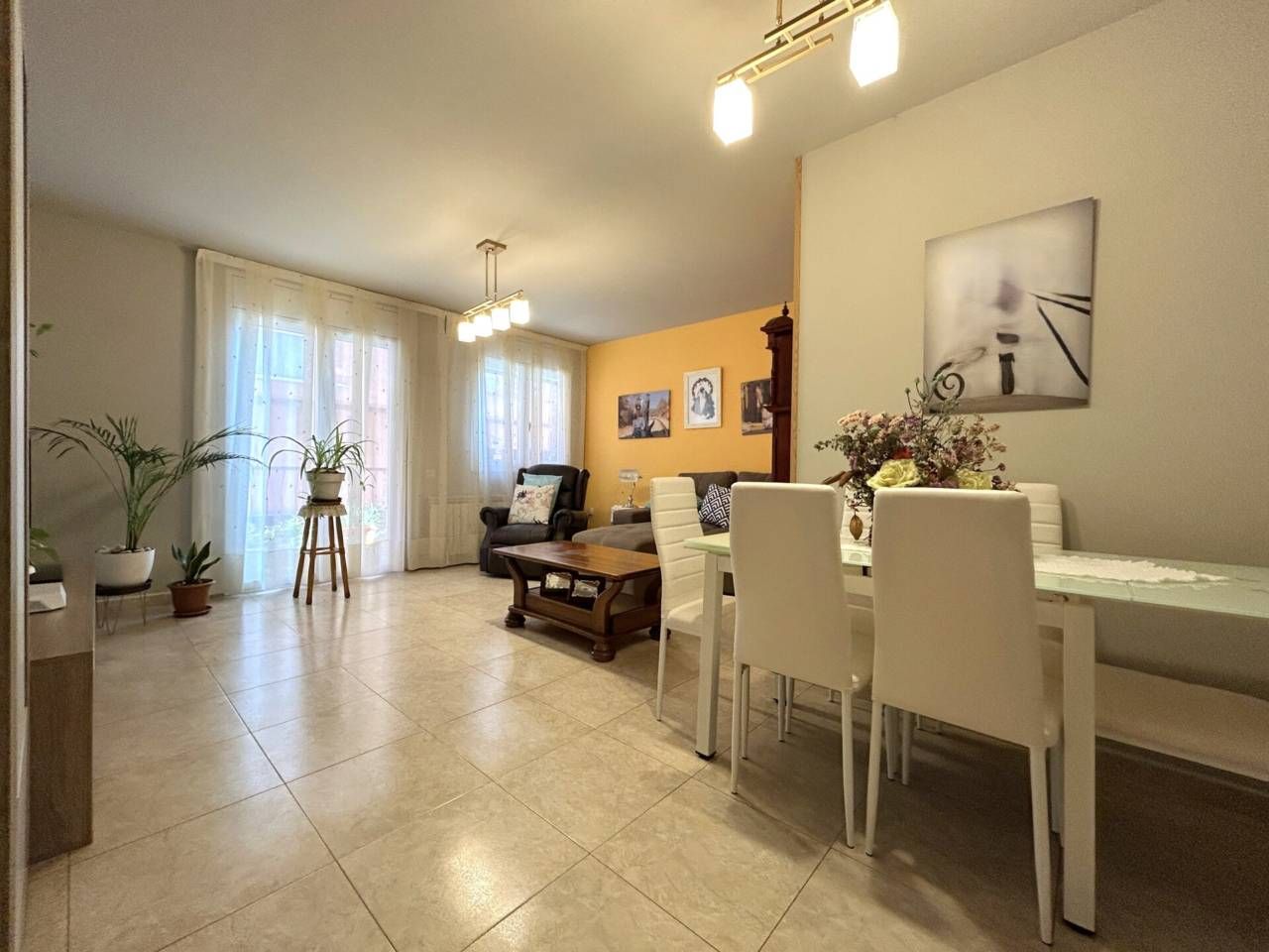 Vista exterior de Pis en venda en Callús amb Calefacció, Traster i Balcó