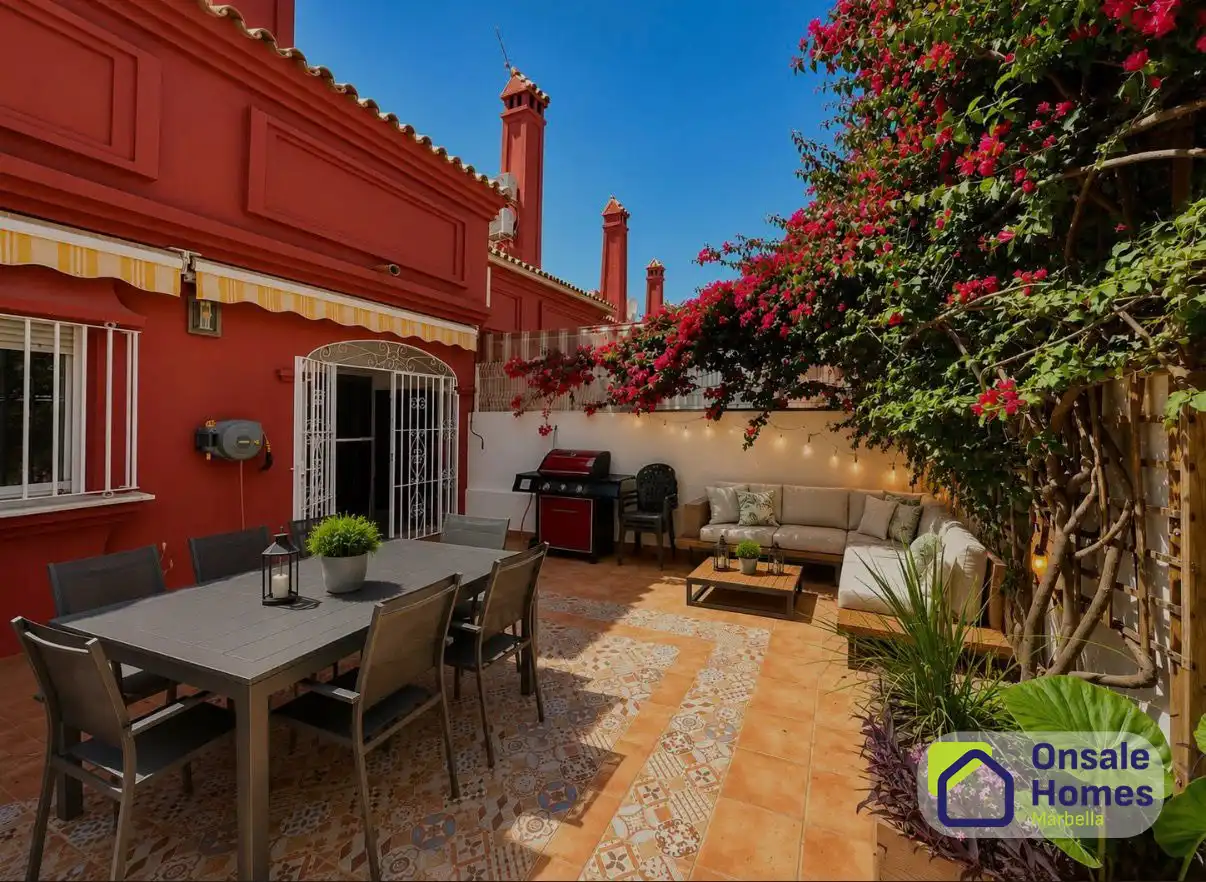 Terrace of Detached homes for sale in Fuengirola  with Air Conditioner, Terrace and Balcony