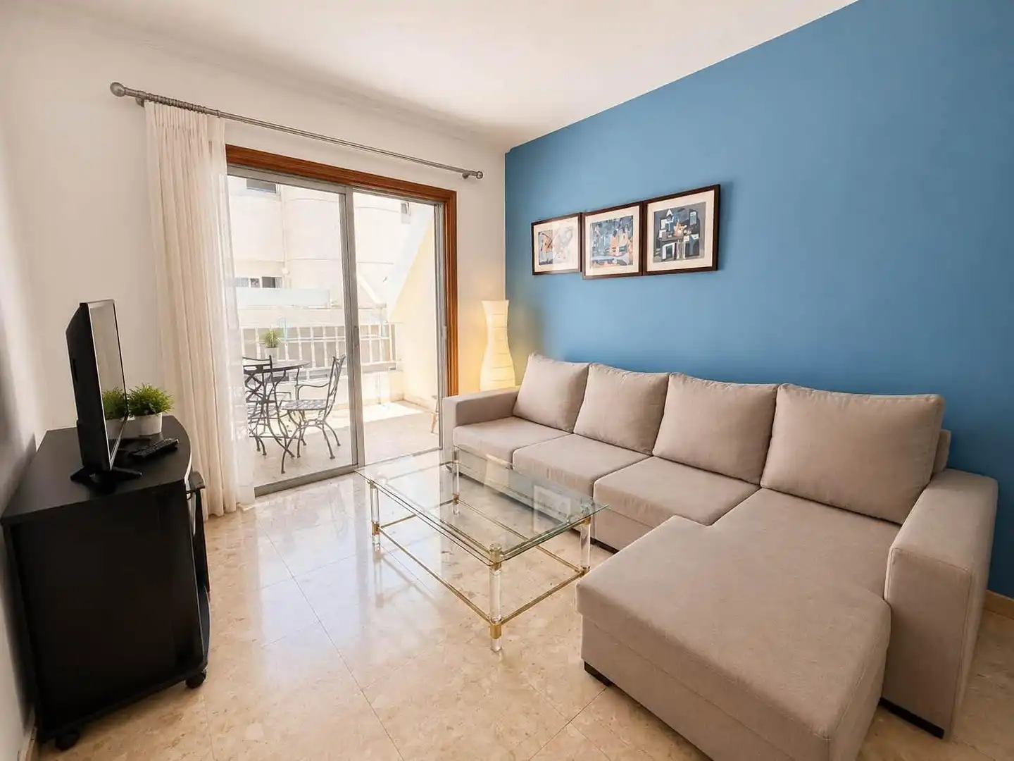 Sala de estar de Apartamento de alquiler en Santiago del Teide con Terraza y Amueblado