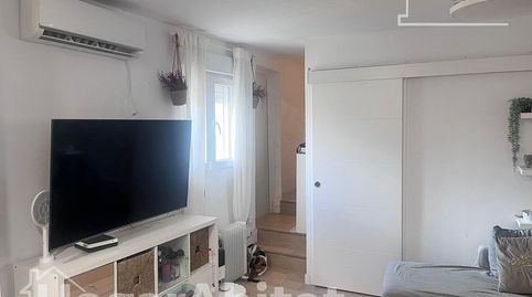 Foto 2 de Casa adosada en venta en Calle Viriat, Casco Antiguo, Llíria
