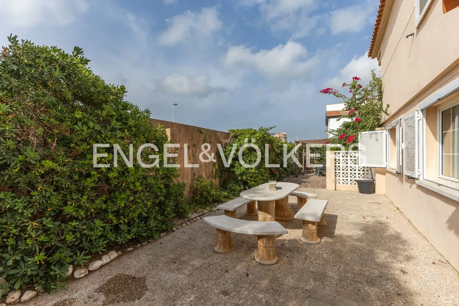 Terrassa de Casa o xalet en venda en Cullera amb Aire condicionat, Calefacció i Jardí privat