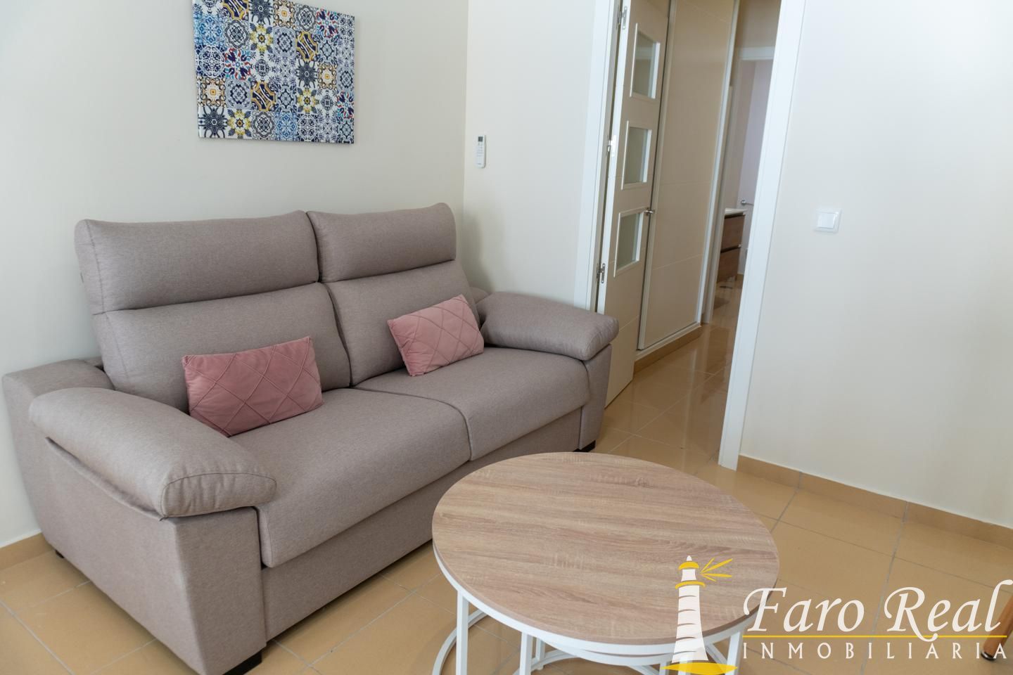 Sala d'estar de Planta baixa en venda en Sanlúcar de Barrameda amb Aire condicionat i Moblat