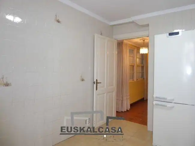 Flat for sale in Bilbao   with Heating and Balcony