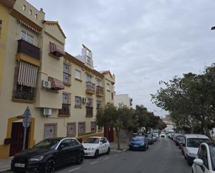 Vista exterior de Pis en venda en Motril amb Aire condicionat, Terrassa i Moblat