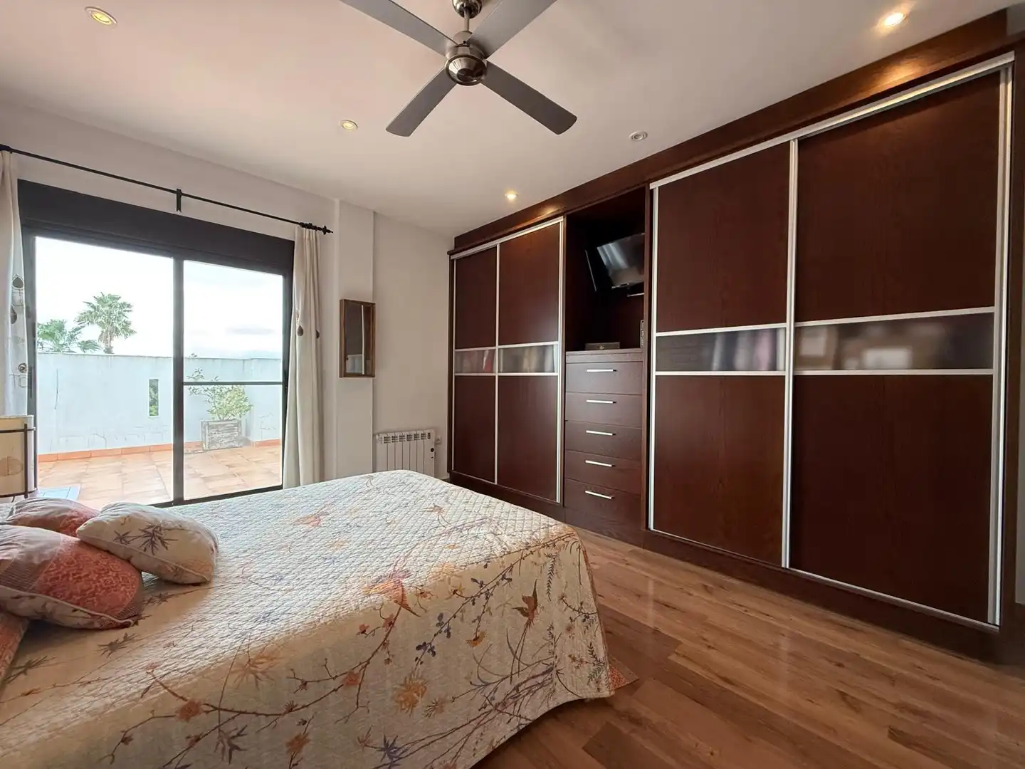 Dormitori de Àtic en venda en San Pedro del Pinatar amb Aire condicionat, Jardí privat i Terrassa