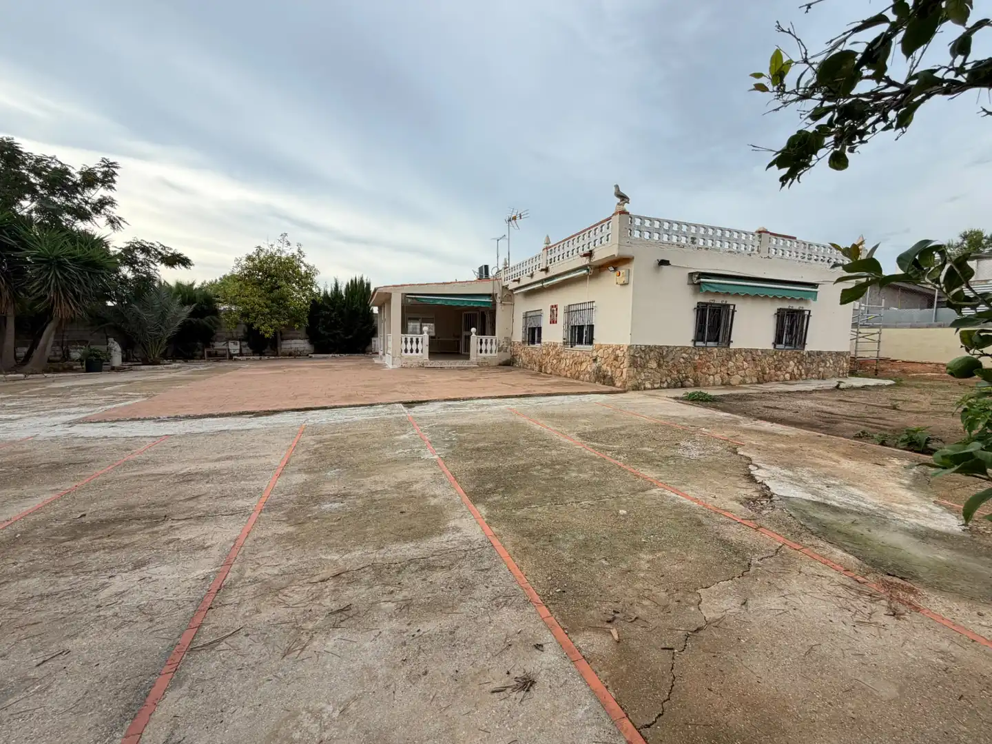 Chalet con piscina en venta en Montserrat, imagen 11