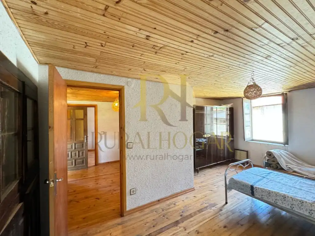 Casa o xalet en venda a Gradefes