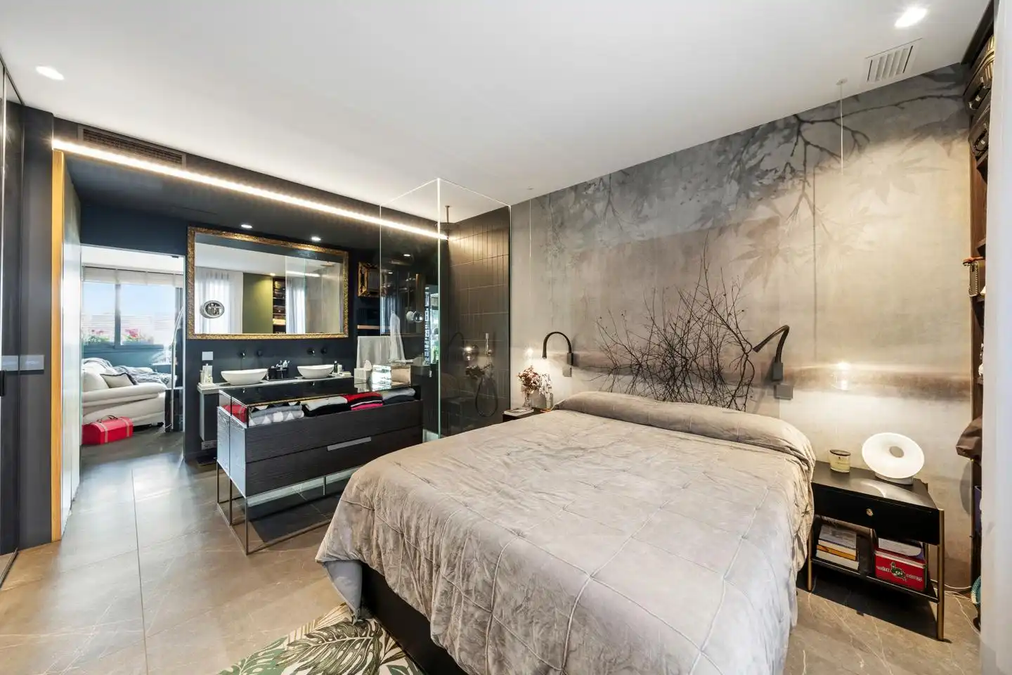 Schlafzimmer von Erdgeschoss zum Verkauf in Madrid mit Klimaanlage, Privatgarten und Terrasse