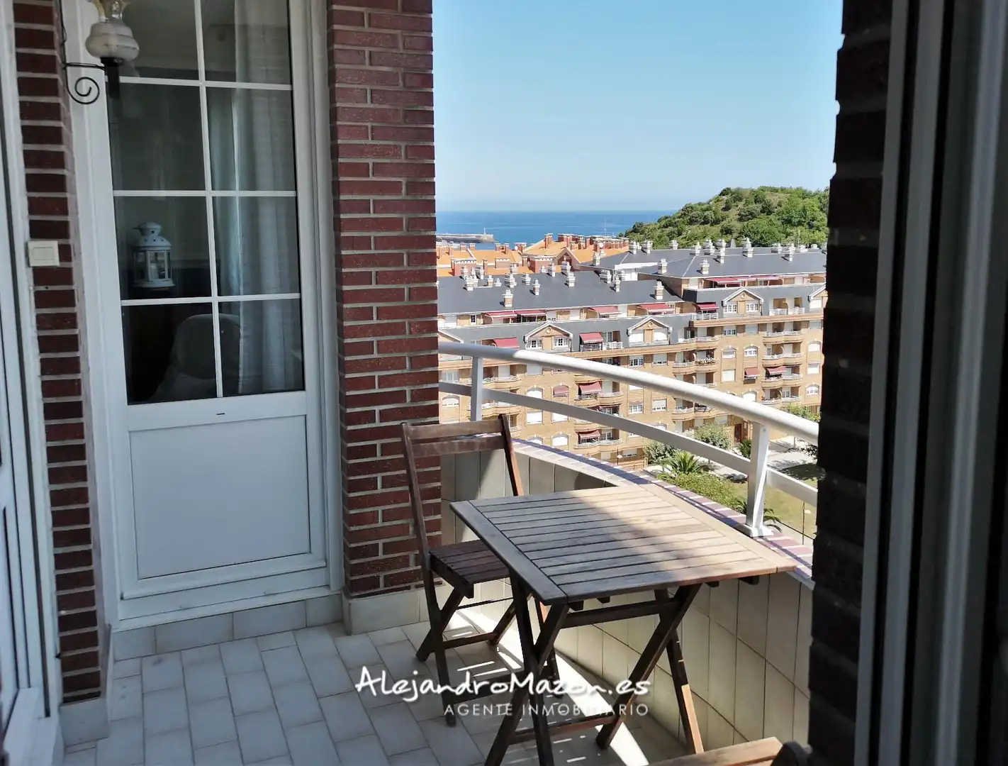Balcony of Flat for rent in Castro-Urdiales  with Heating, Terrace and Swimming Pool