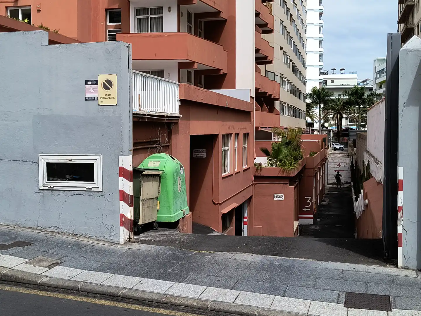 Außenansicht von Garage zum Verkauf in Puerto de la Cruz