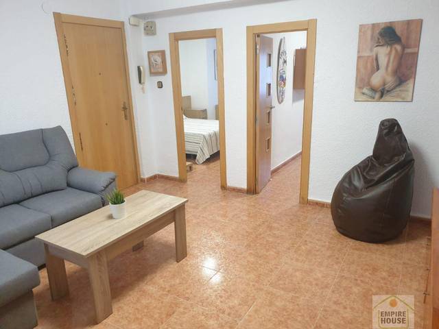 Piso en Alquiler en  Albocacer en Poble Nou