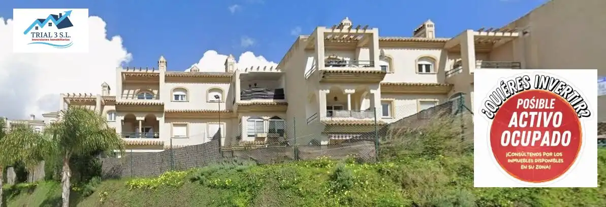 Flat with pool for sale in Urbanizacion VISTA HERMOSA