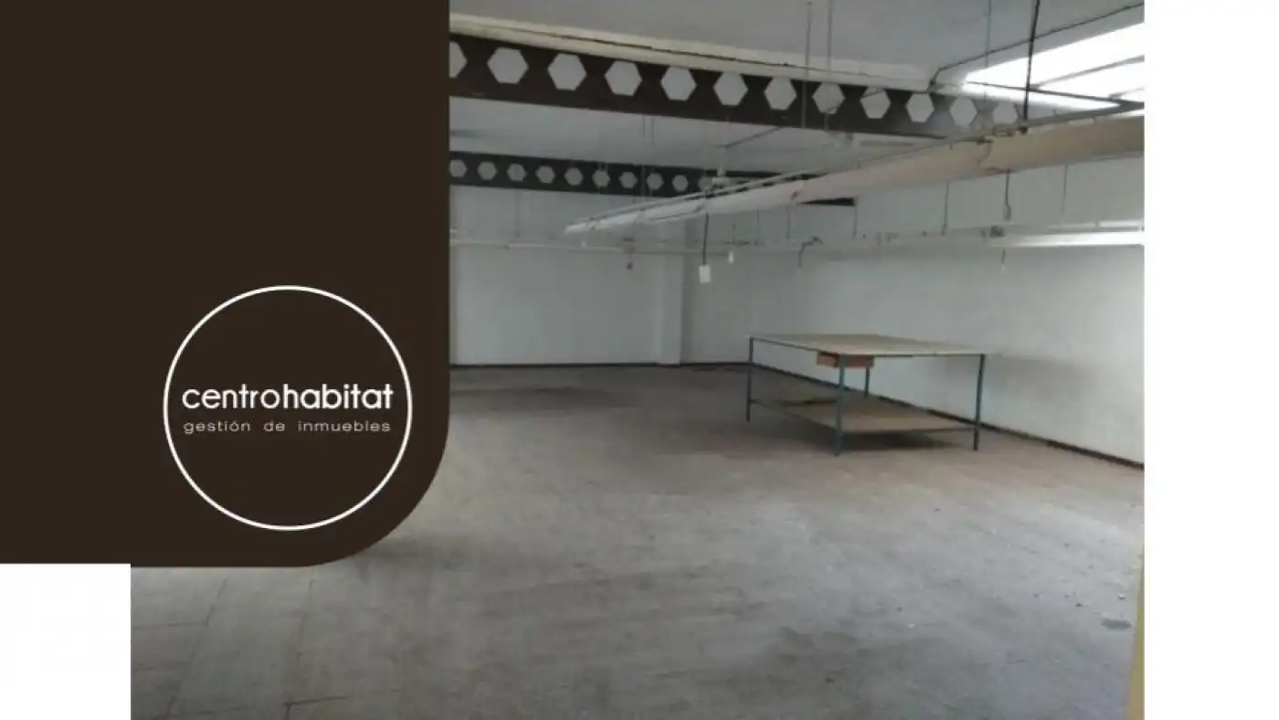 Locale commerciale in vendita a Las Trescientas - San Francisco - Ciudad Vergel