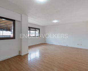 Sala d'estar de Apartament de lloguer en  Valencia Capital amb Balcó