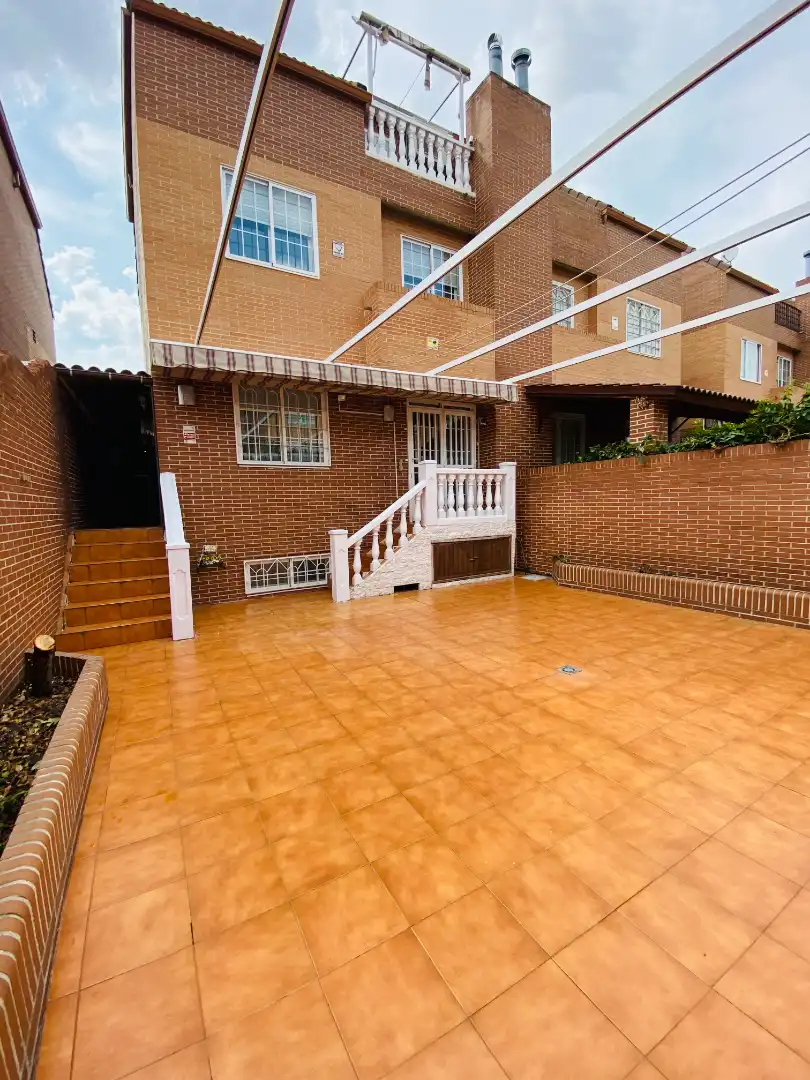 Detached homes for sale in Calle Secundino Zuazo, La Garena