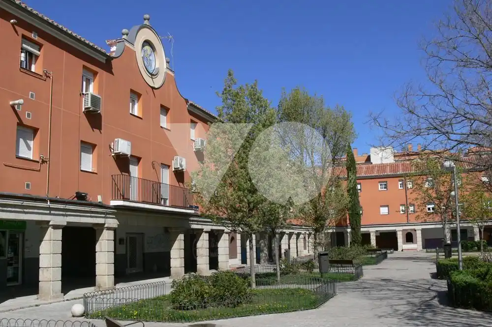 Exterior view of Ground floor for sale in Madrid  with Air Conditioner and Heating
