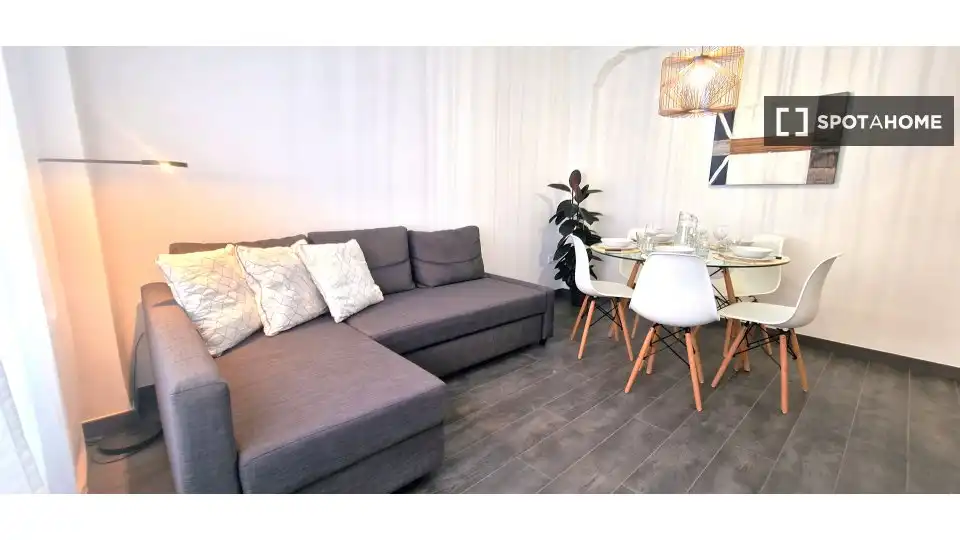 Wohnung zur Miete in El Carme