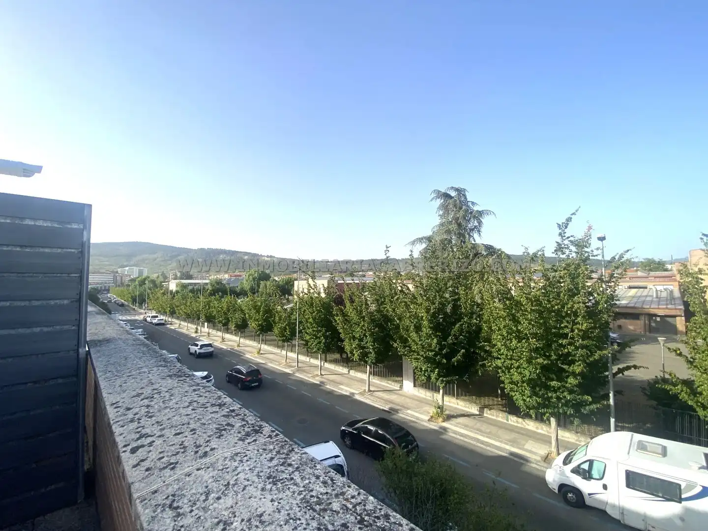 Vista exterior de Casa o chalet en venta en  Pamplona / Iruña con Calefacción, Jardín privado y Parquet