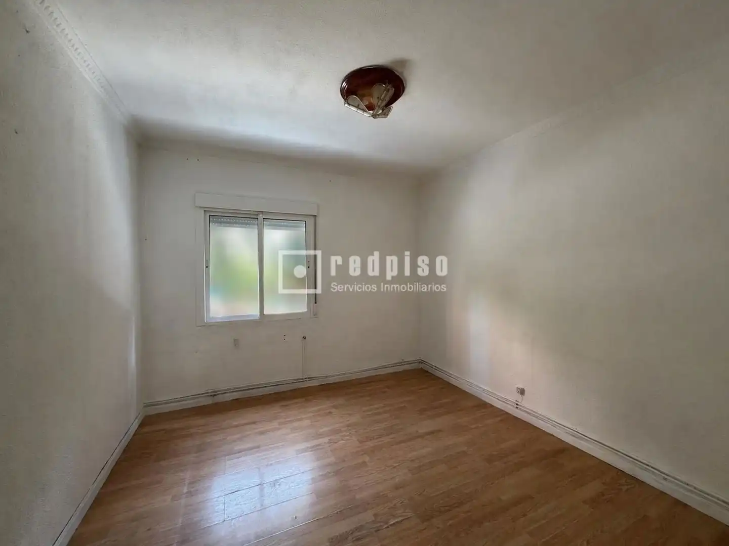 Habitación de Piso en venta en Alcorcón con Calefacción, Parquet y Terraza