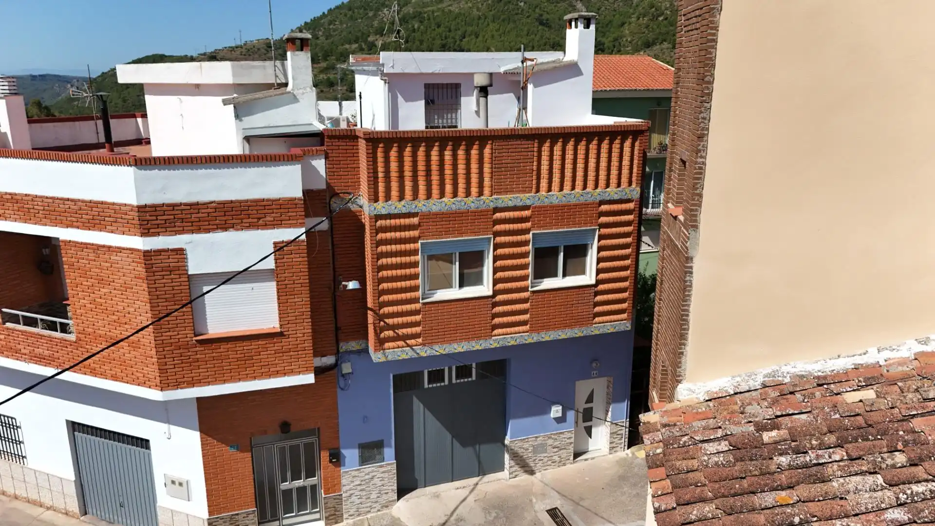 Exterior view of Houses for sale in Gátova  with Air Conditioner, Terrace and Storage room