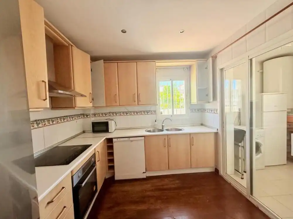 Cocina de Ático de alquiler en Marbella con Aire acondicionado, Terraza y Piscina