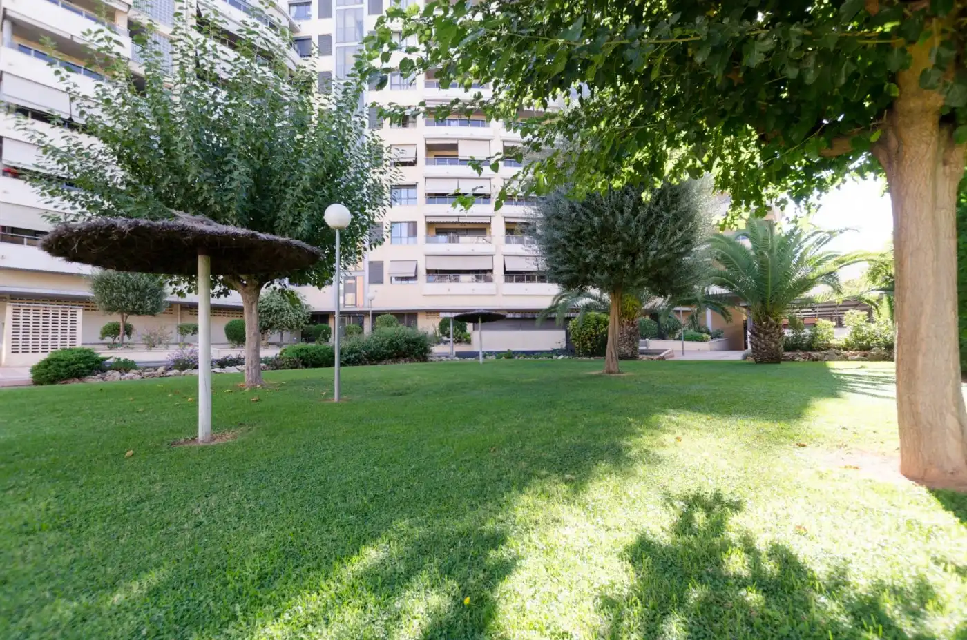 Vista exterior de Pis de lloguer en Valencia amb Aire condicionat, Calefacció i Jardí privat