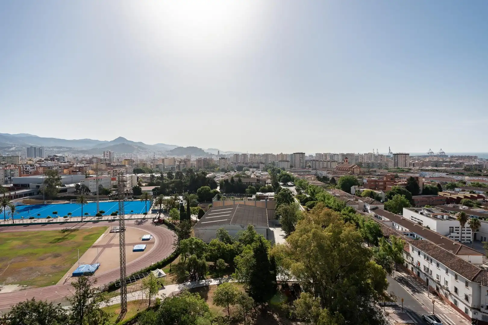 Vista exterior de Àtic en venda en Málaga amb Piscina comunitària