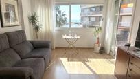 Sala d'estar de Pis en venda en Calafell amb Terrassa i Balcó