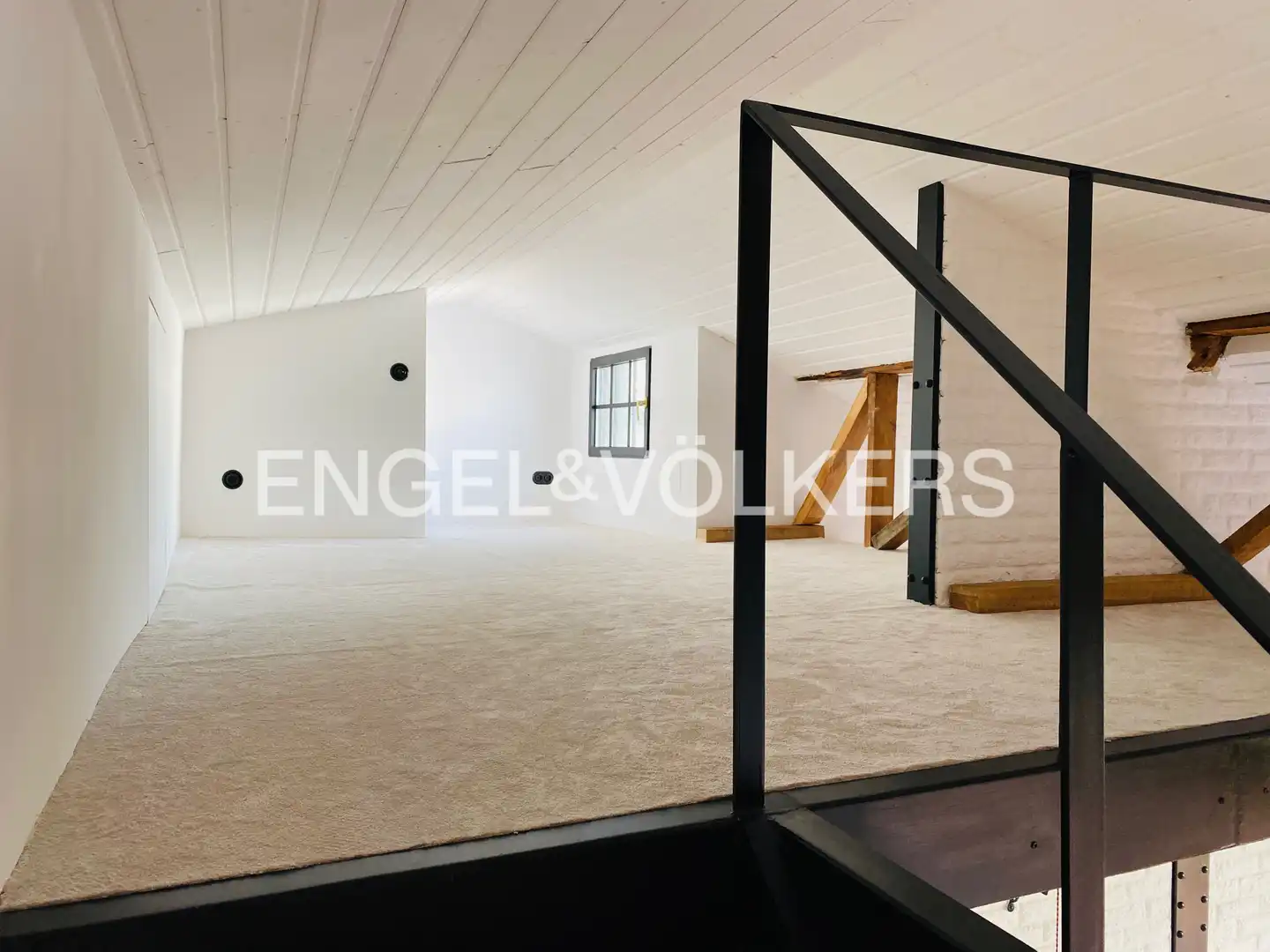 Flat for sale in Madrid  with Air Conditioner, Heating and Terrace