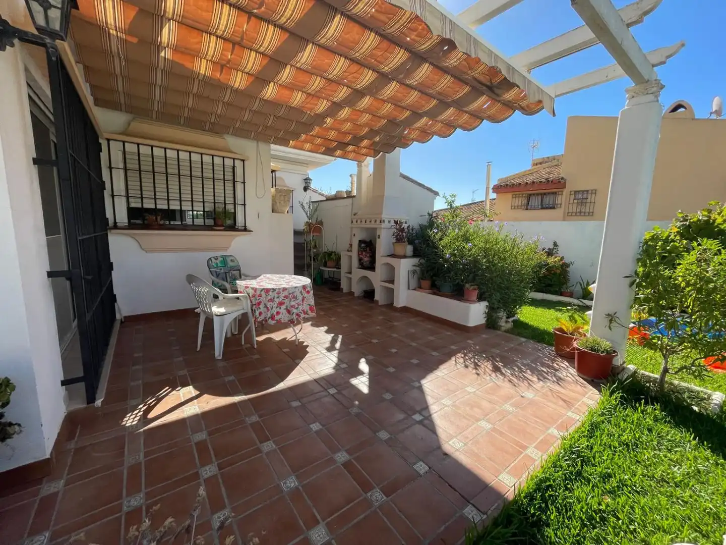 Villa con terrazza in vendita a Arroyo de la Miel, imagen 4