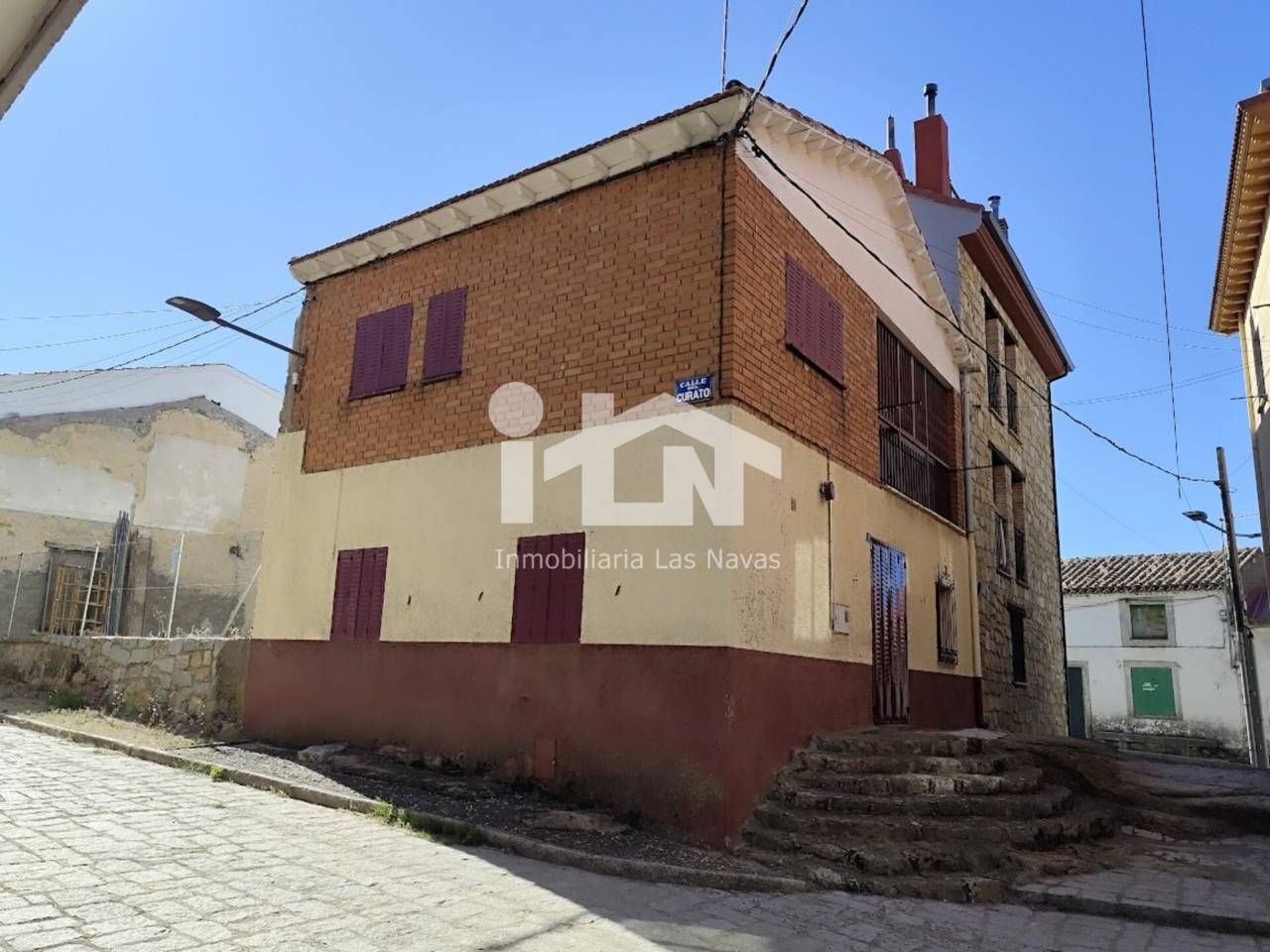 Vista exterior de Casa o chalet en venta en Las Navas del Marqués  con Calefacción y Terraza