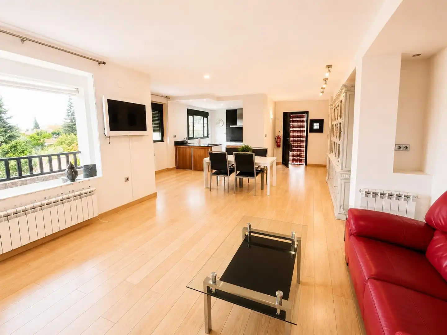 Sala d'estar de Casa o xalet en venda en Granada amb Piscina