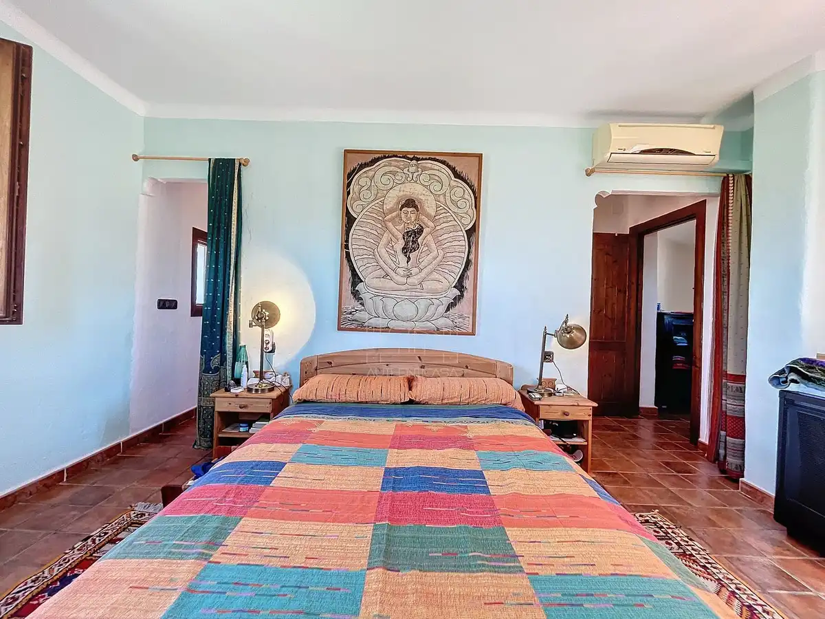 Habitación de Finca rústica en venta en Comares con Aire acondicionado, Jardín privado y Terraza