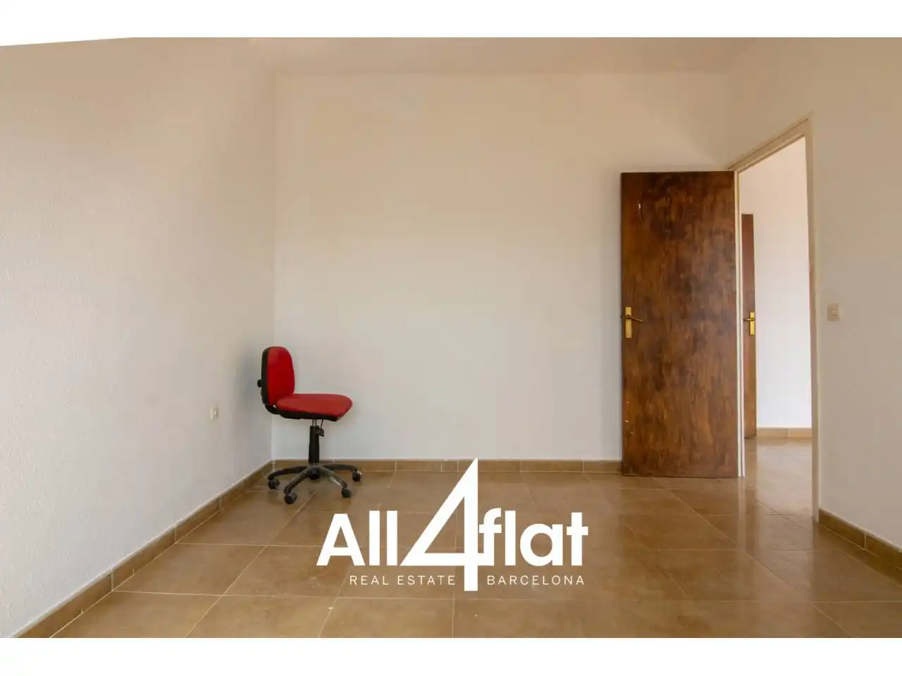 Flat with terrace for sale in Calle Tres de Abril, imagen 9