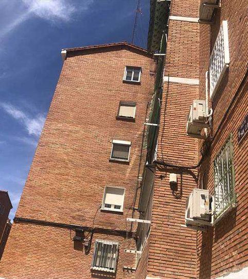 Foto 2 de Piso en venta en Cl. San Claudio , Palomeras Sureste, Madrid Capital