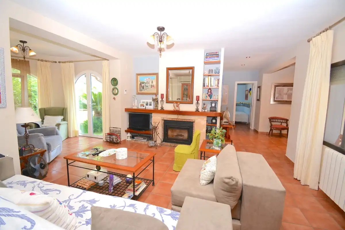 Sala de estar de Casa o chalet en venta en Dénia con Aire acondicionado, Calefacción y Jardín privado